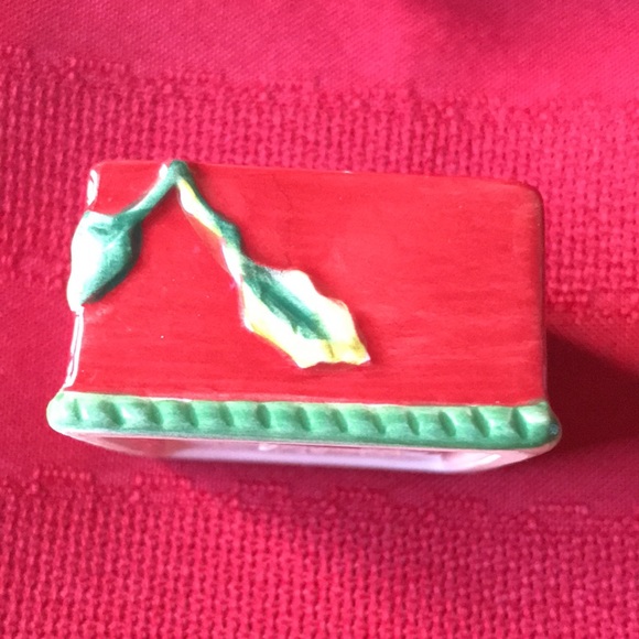 "Remembering Santa" Lidded Box (1.75") - Picture 10 of 14